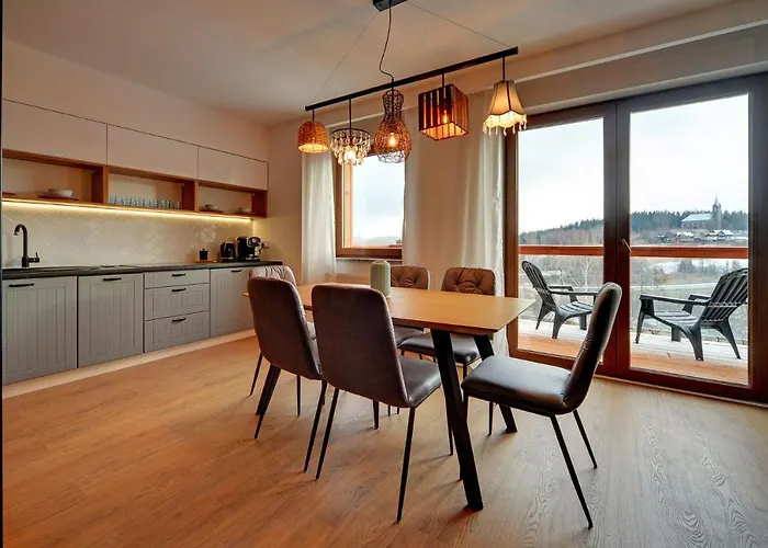 Apart-invest Widokowy Dwupoziomowy * 斯克拉斯卡波伦巴